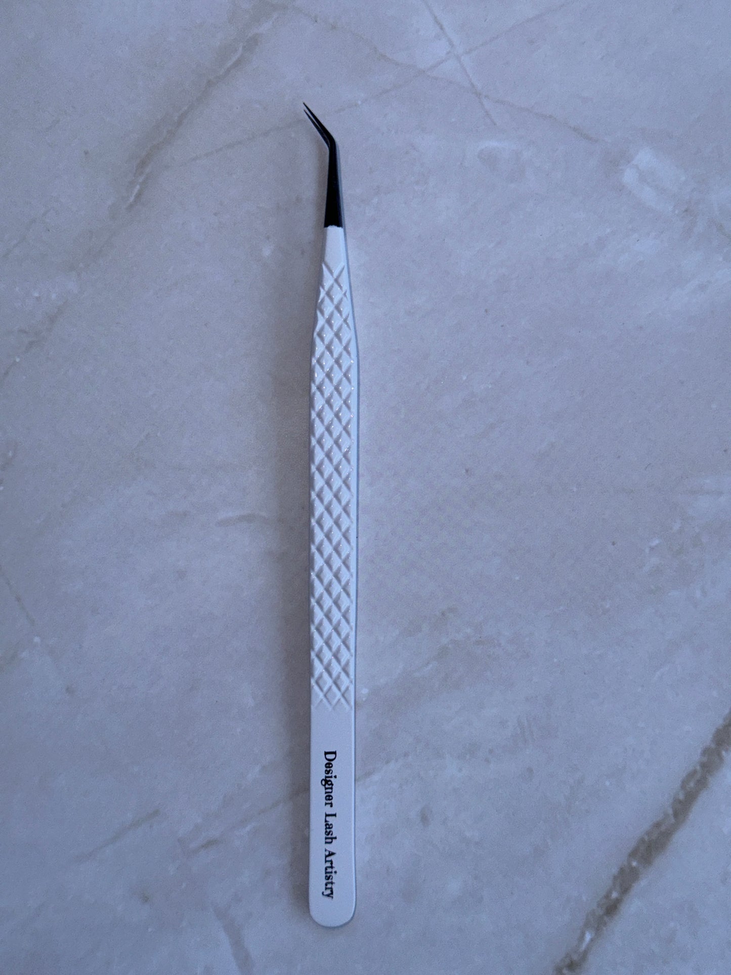 Curved Isolation Tweezer